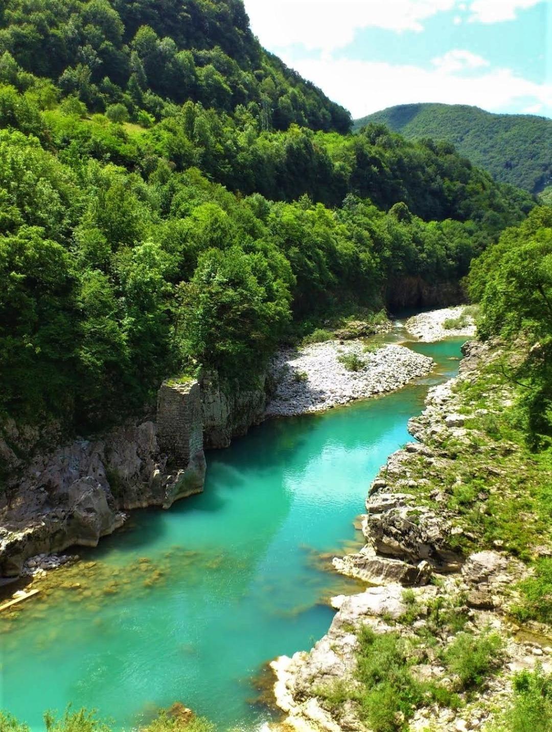Moksha Slovenia Tolmin Buitenkant foto